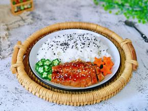 好吃又营养的快手盖浇饭，营养均衡。