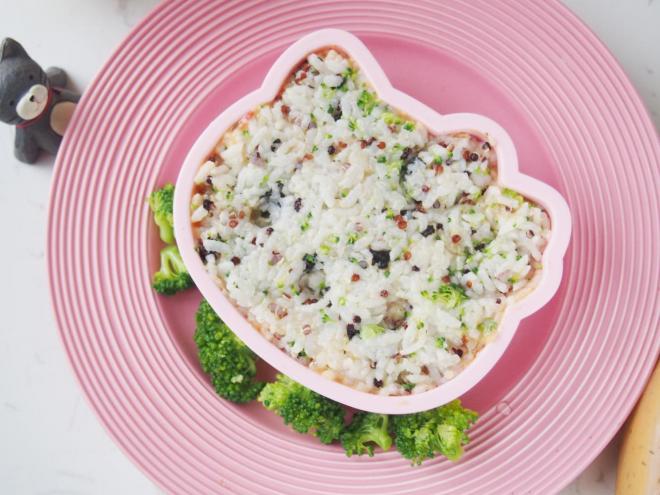 藜麦沙拉卡通饭团