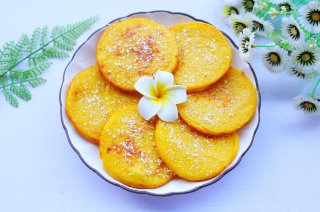 莲蓉馅南瓜椰蓉饼