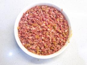 混合均匀，并用筷子轻轻戳松散一点