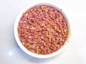 混合均匀，并用筷子轻轻戳松散一点