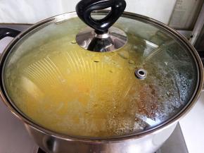 关火后盖盖焖十分钟。