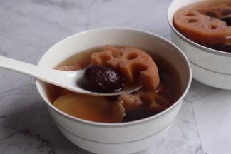 选择炖煮汤功能，煮熟即可食用；