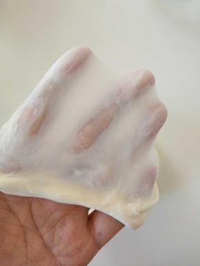 ９、揉到出薄膜为止。