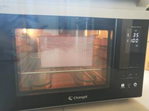 １６、长帝蒸烤箱启动发酵功能，３０或者３５度即可。