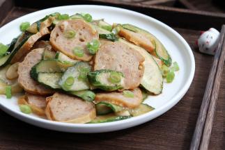 黄瓜炒豆皮肉卷成品图