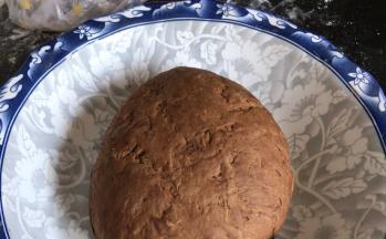 揉成光滑面团，密封发酵至两倍大