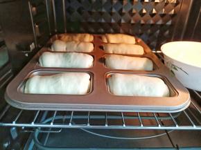 这是发酵了半小时的面团。