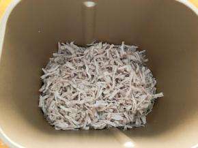 冷却后撕成细条