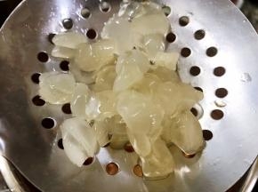 皂角米泡发好