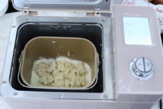 面包机启动和面功能，时间设置为20分钟。