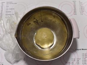 揉成面团后静置1-2小时