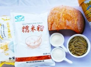 准备好所有食材。
