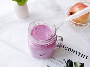 石榴提前冷藏一下再榨汁口感更加好！