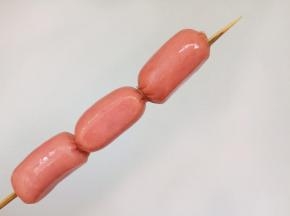 小烤肠3个一串穿起来