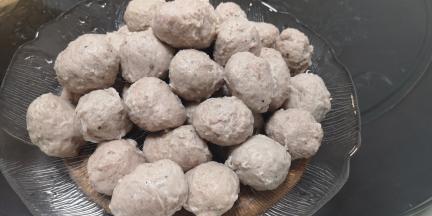 待完全冷却后，就可以装密封冷藏货冷冻了