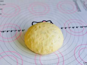 最后揉成圆面团。