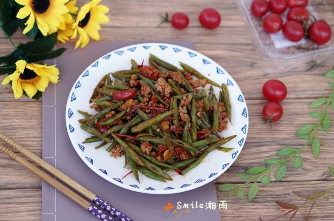 番茄肉末炒四季豆