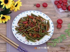 老公说：用这铁锅炒的菜特别香！