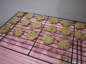 烤好后取出晾凉。