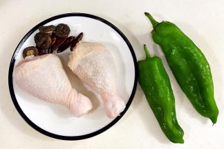 准备好需要的食材。