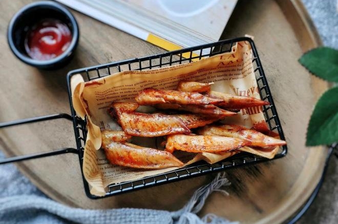 藤椒味烤鸡翅尖