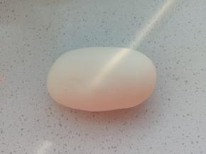 3.	面粉，牛奶，酵母粉混合揉成超级无敌光滑的面团