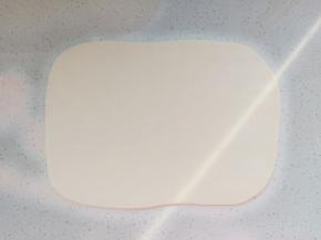 4.	两面团擀成A4纸大小