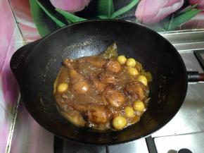 直到汤汁收至黏稠即可出锅上桌