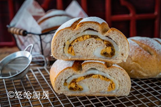 黑麦麻薯肉松包