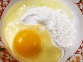 打入一个鸡蛋