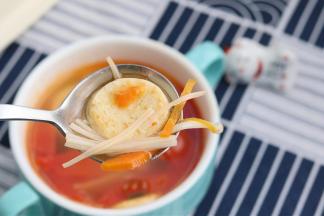 番茄金针豆腐汤成品图