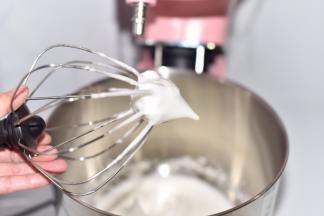 出现直立的小尖角即可。