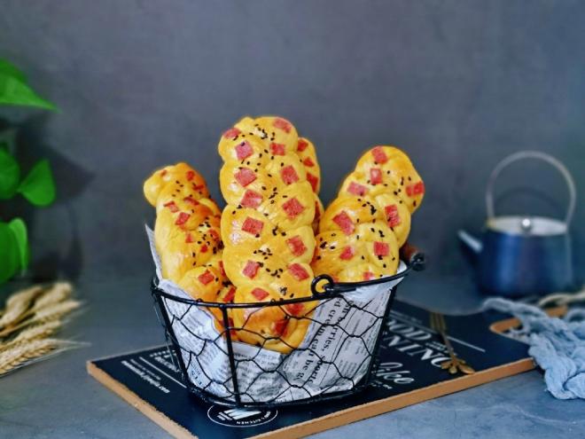 火腿南瓜麦穗面包