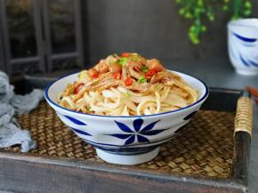 口感浓郁，清凉爽口，一顿两碗不够吃。