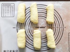 盖上保鲜膜再次松弛15分钟