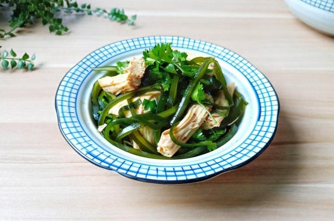 凉拌腐竹海带丝