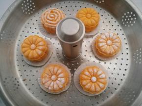 上锅大火蒸20分钟即可。