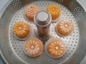 上锅大火蒸20分钟即可。