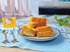 懒人快手早餐，会爆浆的酸奶芝士三明治超级好吃。