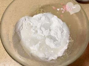 倒入300g 85度以上开水。