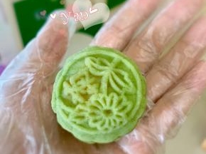 冰皮月饼的具体做法之前发过，请在食谱里找。