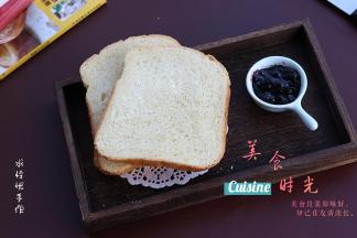 切面涂抹果酱也是不错的哟