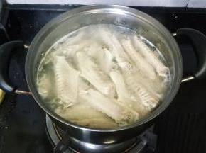 大火烧开煮20分钟（想要肉质软绵的曾加5-8分钟）