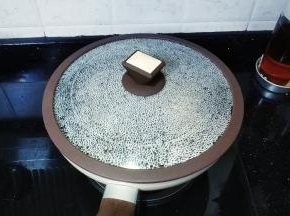 盖上盖子转中小火煮15分钟