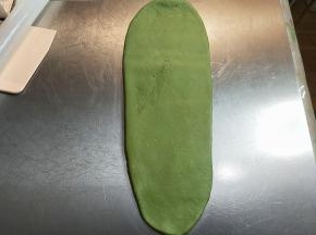 翻面。