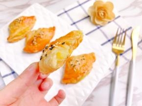 外皮金黄酥脆，内里咸香绵软