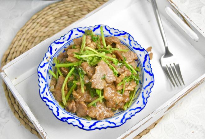 香菜嫩牛肉