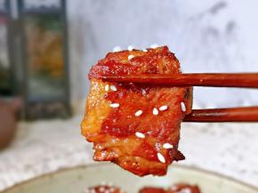 我要开动喽～色香味俱全的排骨。