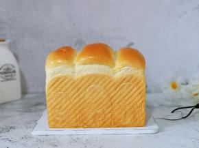 百吃不厌的吐司。